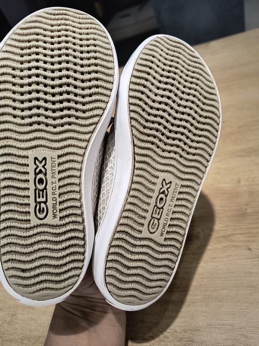 Półbuty Geox r. 29