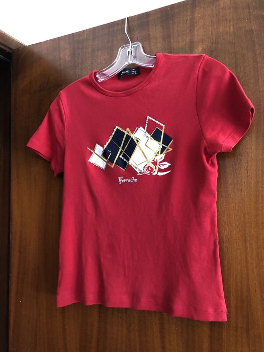 Uma  tunica nova varias pecas , e 1 vestidos novo ver fotos