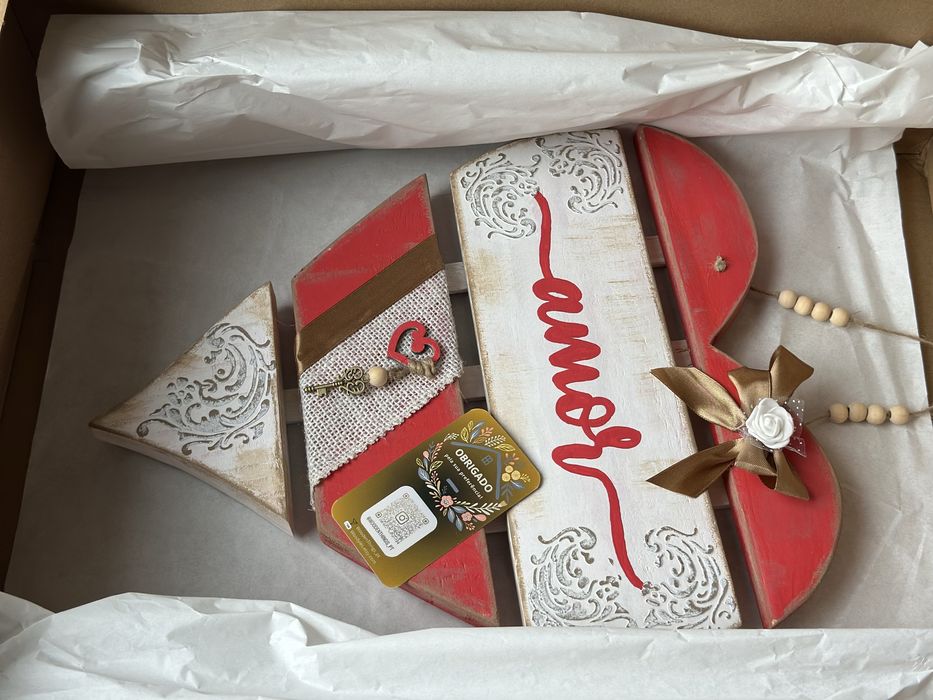 Peça decorativa artesanal-Coração Amor