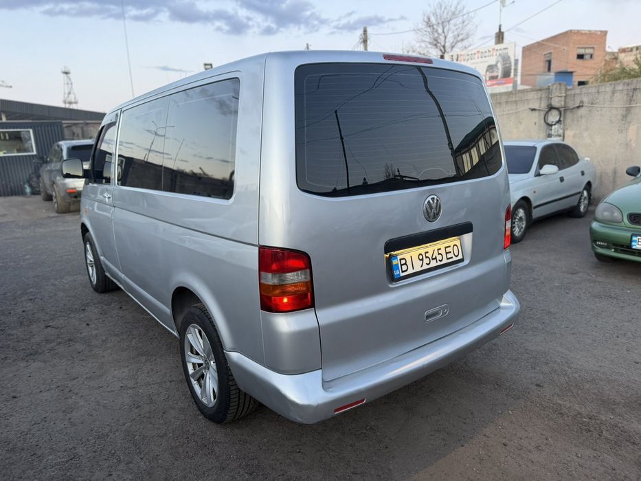 Volkswagen Transporter T5 1.9 Пасажир