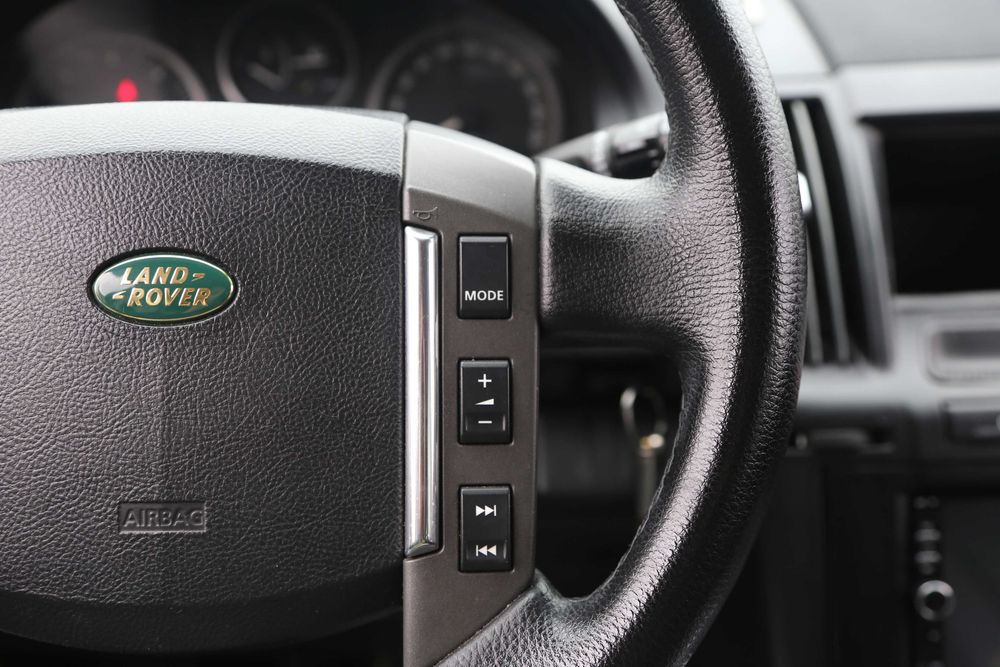Land Rover Freelander  2010 року