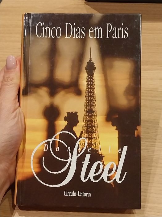 Livro Danielle Steel | Cinco dias em Paris | Círculo de Leitores