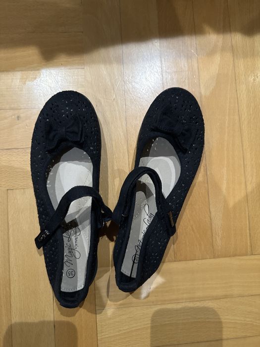 Nowe buty dla dziewczynki