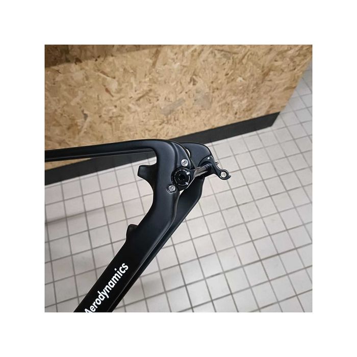 Quadro Carbono Thrust BTT