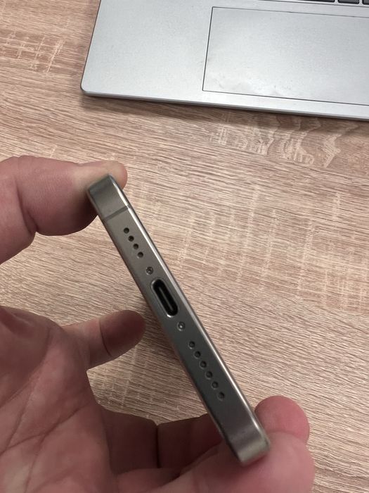 Iphone 15 pro max 256 natural titanium