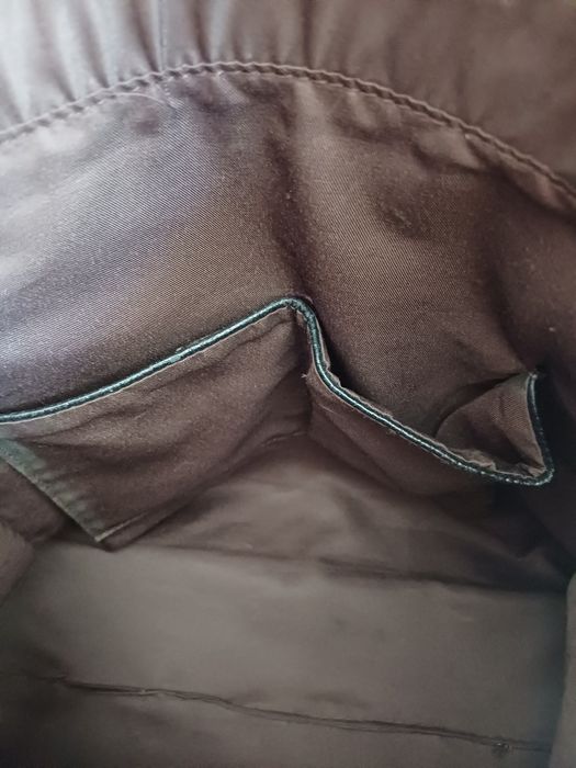 Чорна жіноча сумка із зернистої шкіри