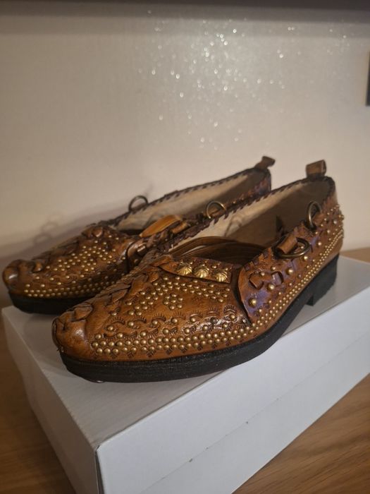 Kierpce zelowane z ćwiekami