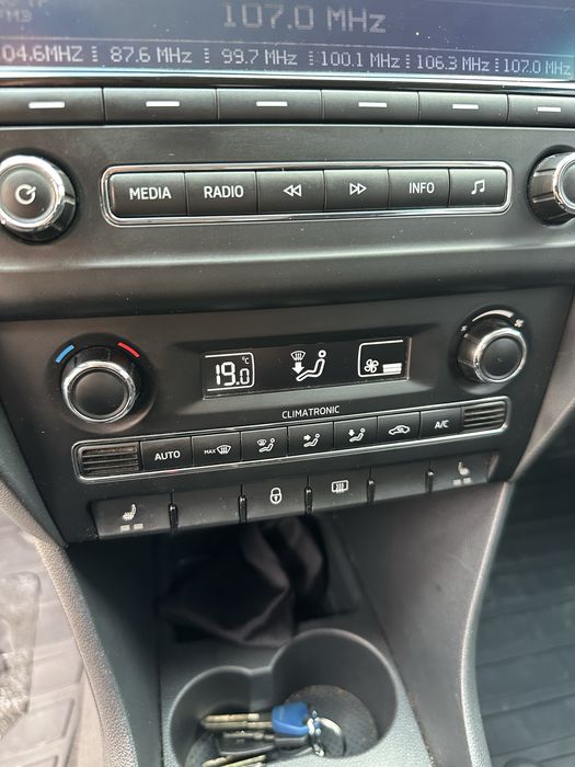 Skoda rapid 2013