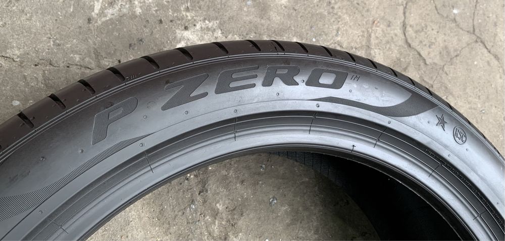 Шини Pirelli PZero PZ4 245/45 R20 RunFlat пара