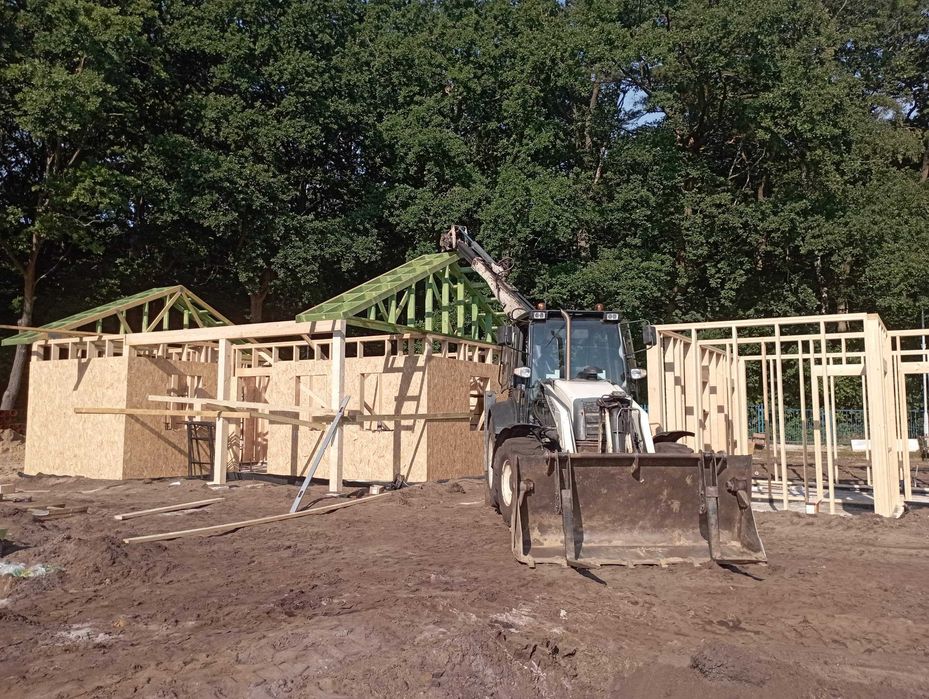 Wykopy przyłącza koparko-ładowarka -minikoparka Ustronie Morskie Gąski