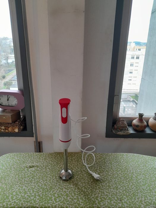 Vendo Varinha Mágica HOFFEN muito bonita como nova