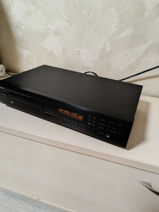 Сд YAMAHA CDX 470 стан!