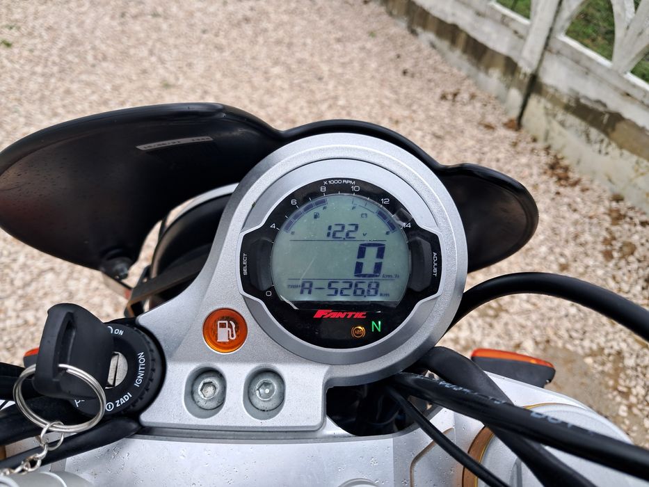 Fantic 50 anos caballero 500cc