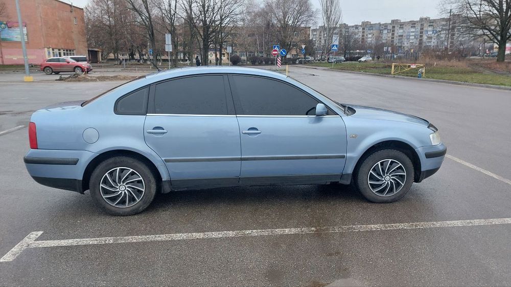 Продам пасат б5  2000 рік