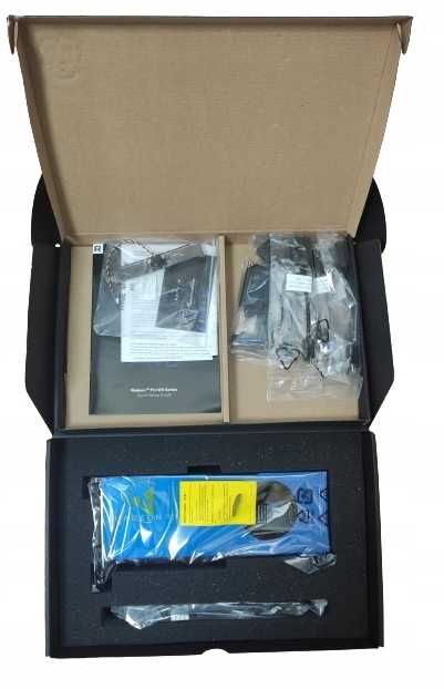 Karta graficzna AMD Radeon PRO WX 9100 16GB HBM2 2048 bit 7680 x 4320