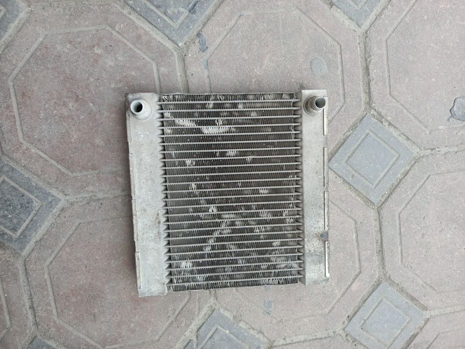 Радиатор охлаждения двигателя BMW f10      5 G30 2017 - 2023