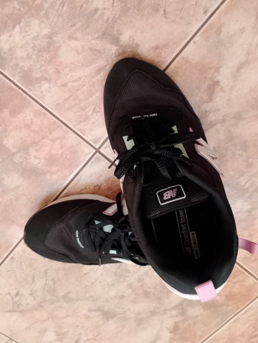 Buty sportowe new balance rozmiar 40 wkładka 25
