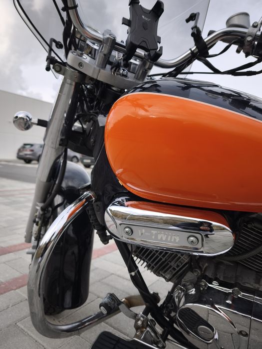 Hyosung Aquila GV 250