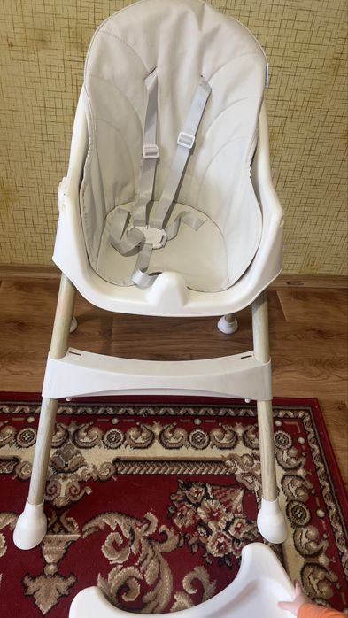Стільчик для годування