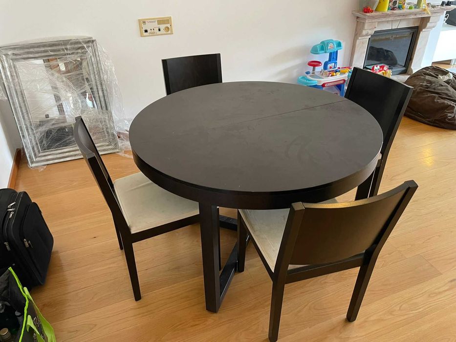 Mesa jantar ÁREA madeira escura + cadeiras