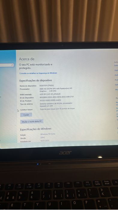 Portatil Acer com Ecra Tatil