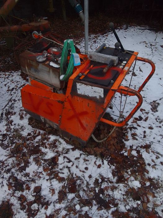 Silnik Hatz 1d81s Pila do asfaltu