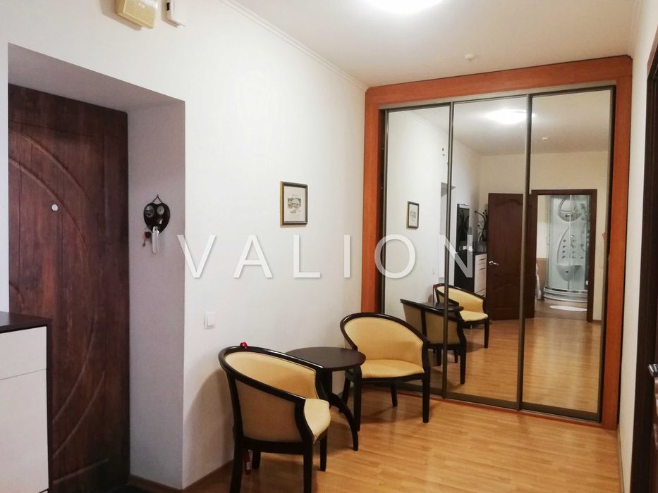 Продаж однокімнатної квартири, вул. Михайла Гришка, буд. 9