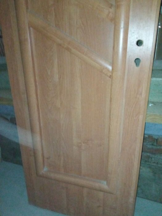 Drzwi  szer 75cm  202cm wysokie