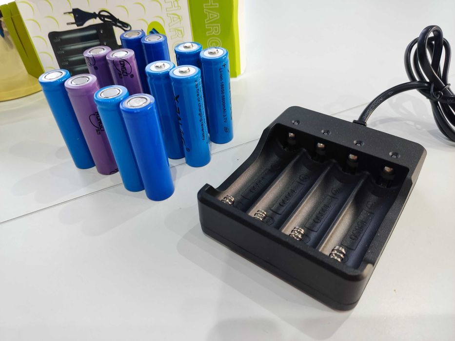 ZESTAW Ładowarka Do Ogniw 18650 Baterii Akumulatorów Li Ion 3,7v 4,2v