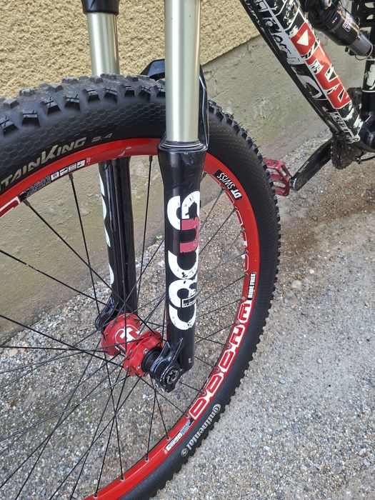 YT Industries Play Slopestyle/Dirt – Rozmiar S – Koła DT Swiss – Stan Dobry!