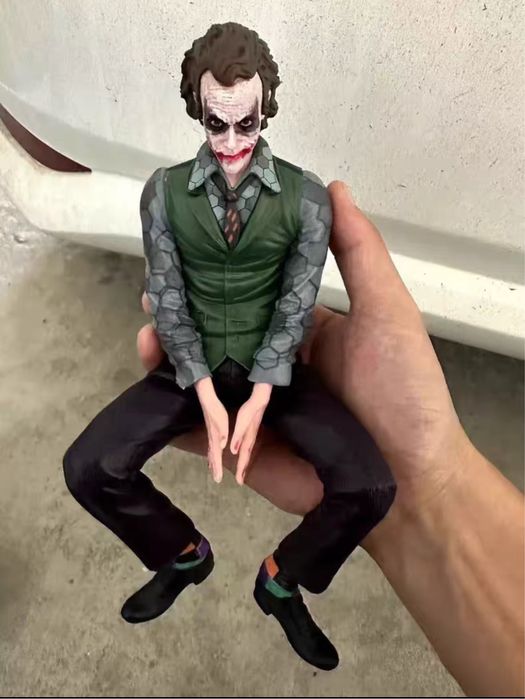 Стильна фігурка Джокера – готовий подарунок у коробці!