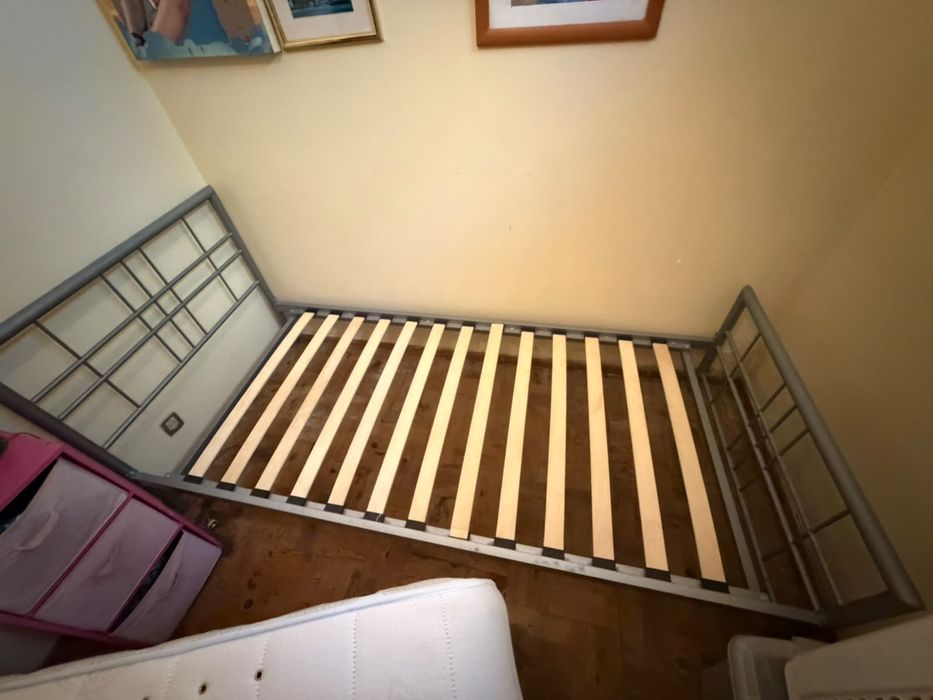 Varios moveis maciços  pinho mel