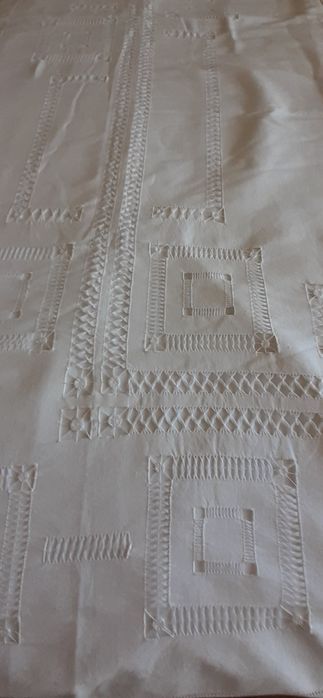 Lindo Lençol Bordados Manuais