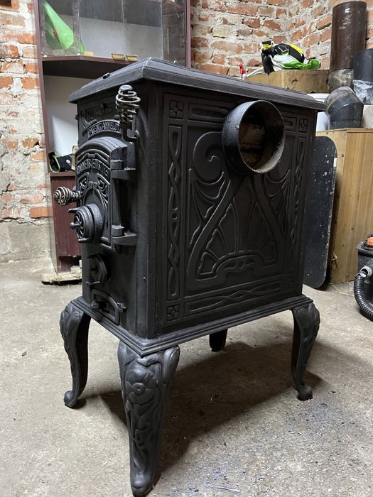 Kominek żeliwny Dovre 250