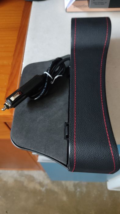 Suporte utensílios com USB para carro
