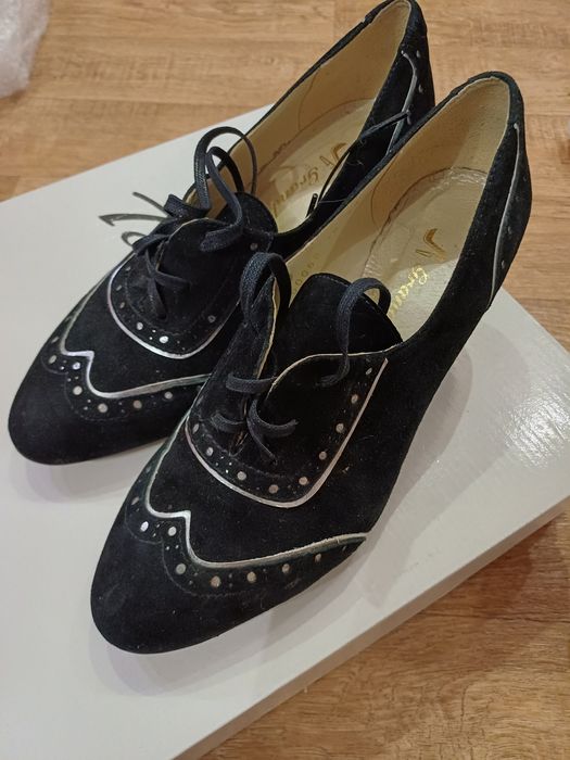 Замшеві туфлі 38р