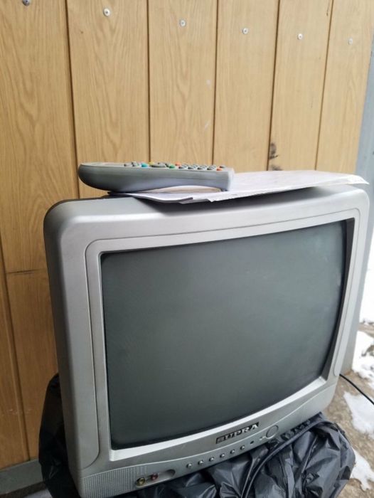 Телевизор Supra S-14N8,требует ремонта или на запчасти