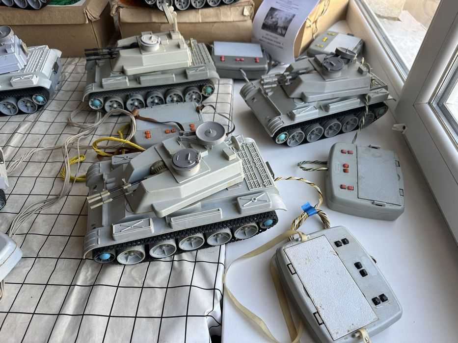 Ігрушка ссср Танк Шилка