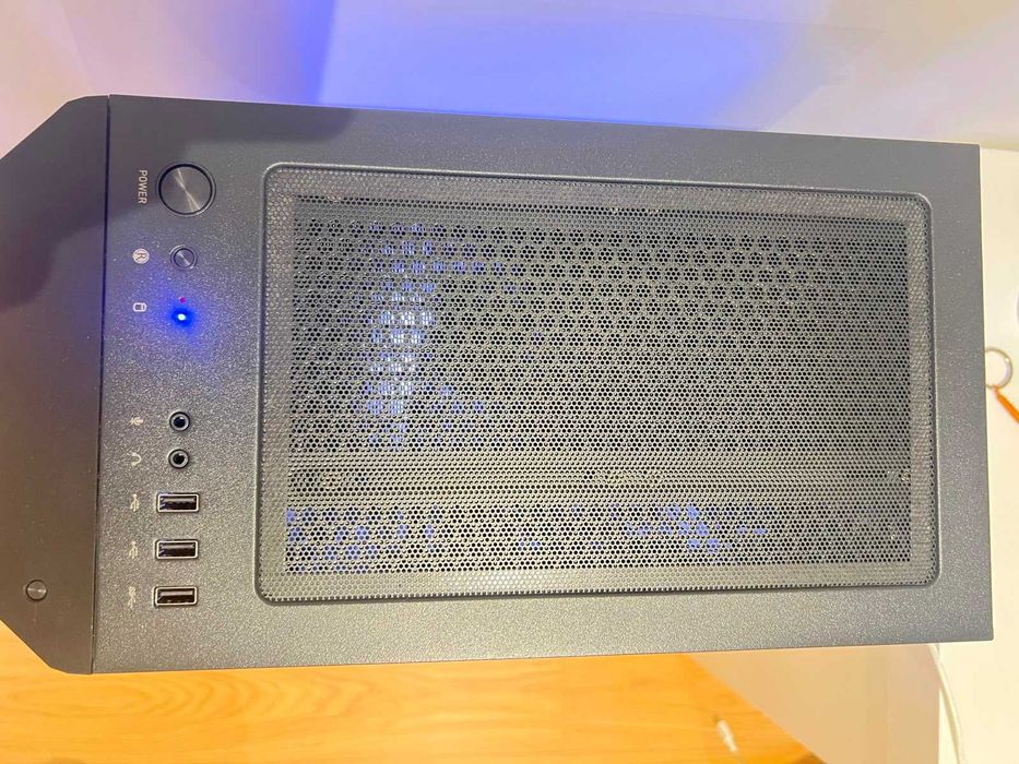 Desktop AMD Ryzen 7 5800X 32GB 1TB SSD RTX 5060