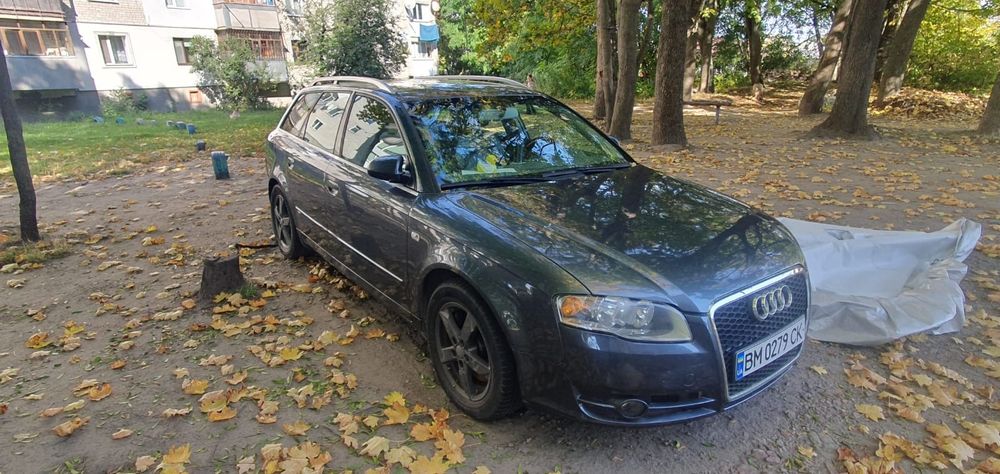 AUDI a4b7 2.5 дизель.