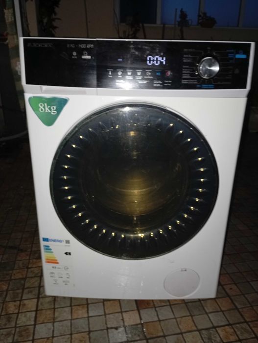 Vendo máquina de lavar roupa 8 kg