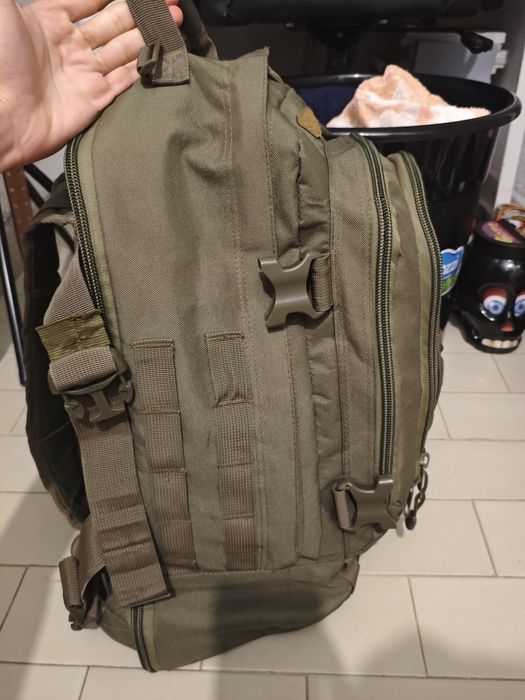 MOCHILA tática/campismo 60L/40L EXPANSÍVEL - usada somente 1 vez