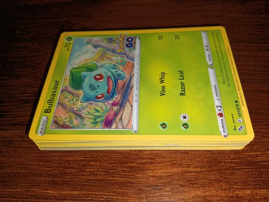 Coleção Pokémon: 35 cartas comuns+incomuns de Pokémon-Go