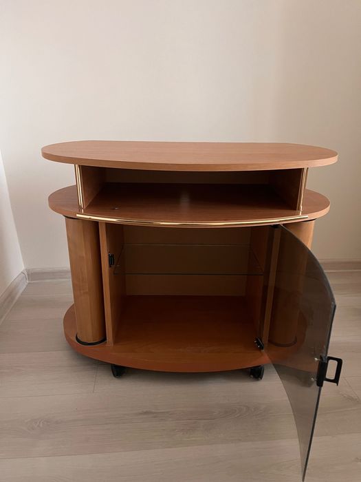 Продається столик