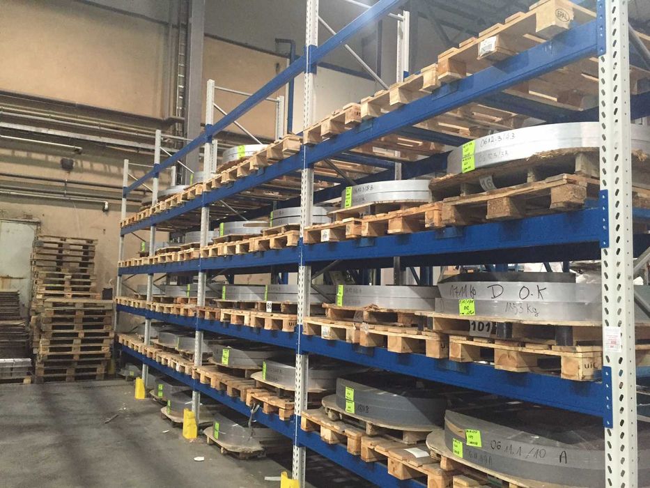 Regały paletowe półkowe magazynowe używane