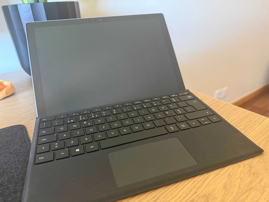 Microsoft Surface Pro 5 Cinzento