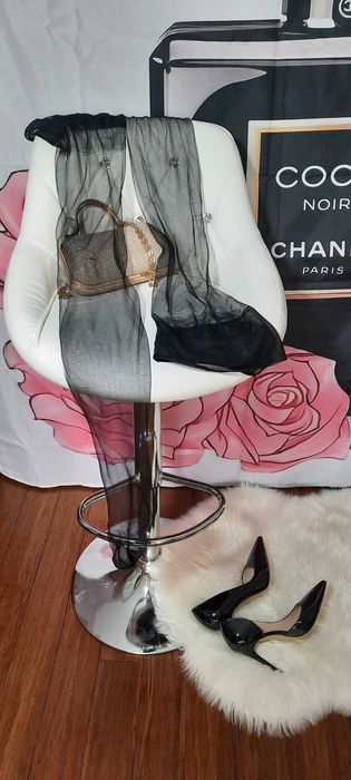 pończochy nylonowe czarne