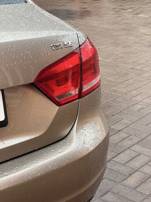 Volkswagen PASSAT 2014