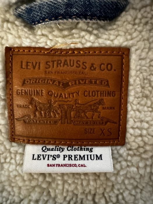 Джінсова куртка levis