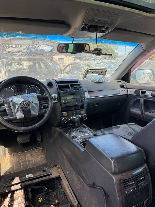 Розборка Volkswagen Touareg 2.5TDI 2005 року 7L